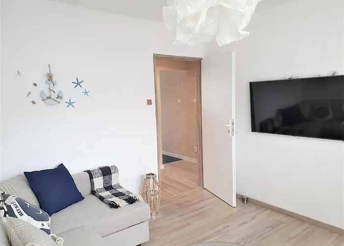 Wera - Klimatyczny Apartament 300 M Od Plazy Brzezno - Azw Gdansk