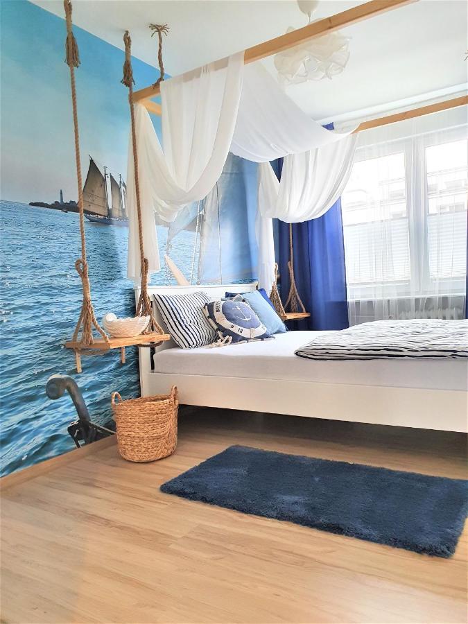 Wera - Klimatyczny 300 M Od Plazy Brzezno - Azw Apartment