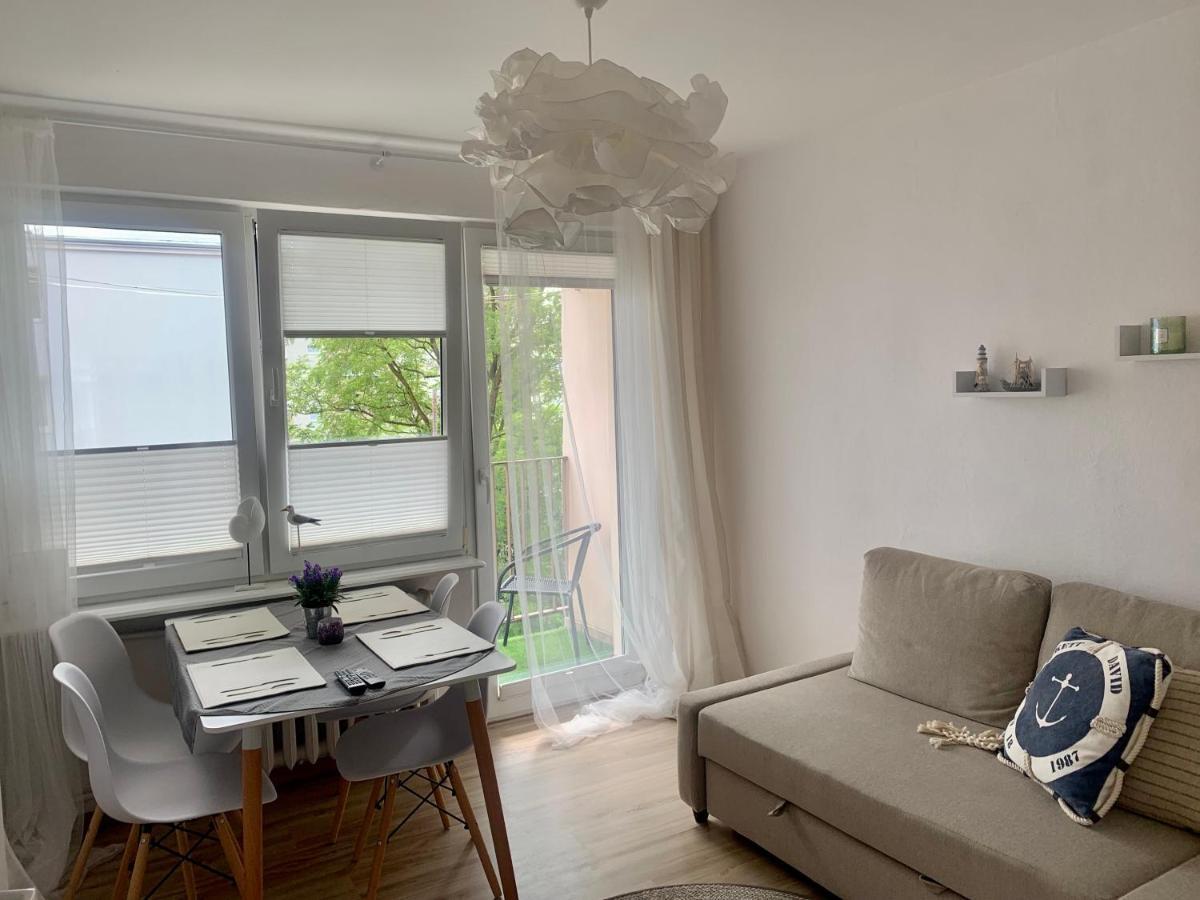 Wera - Klimatyczny 300 M Od Plazy Brzezno - Azw Apartment Gdansk